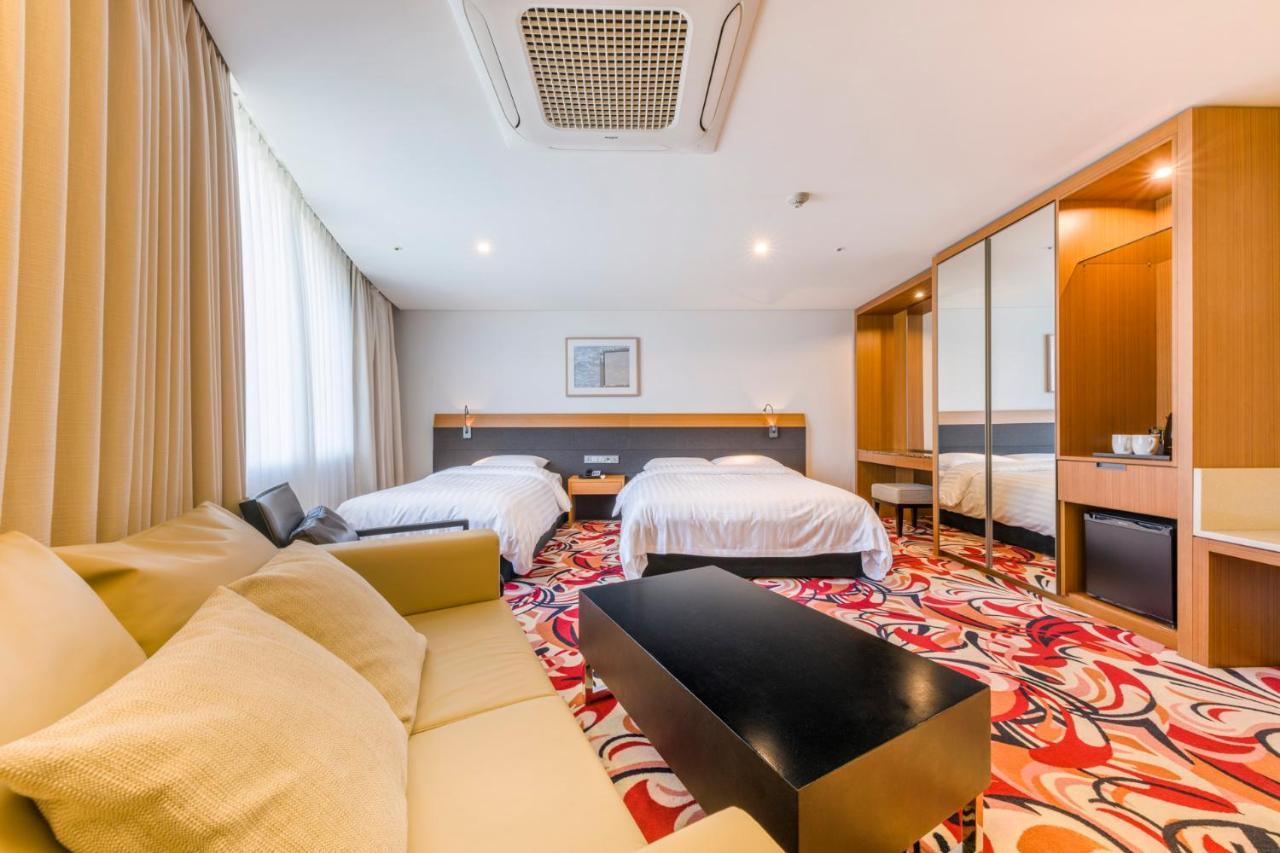 Shin Shin Hotel Jeju Airport Exterior foto